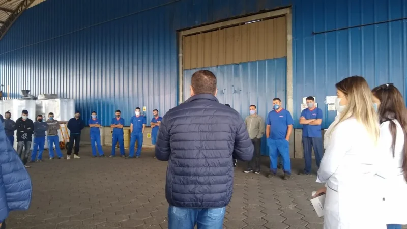 Saúde de Jacinto Machado visita empresas e passa orientações sobre Covid-19