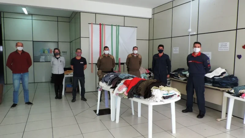 Cras de Turvo recebe doações após parceria na Campanha do Agasalho