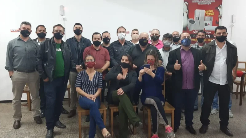 PSC FECHA APOIO A GHELERE E MANTÉM G-6 UNIDO EM ARARANGUÁ