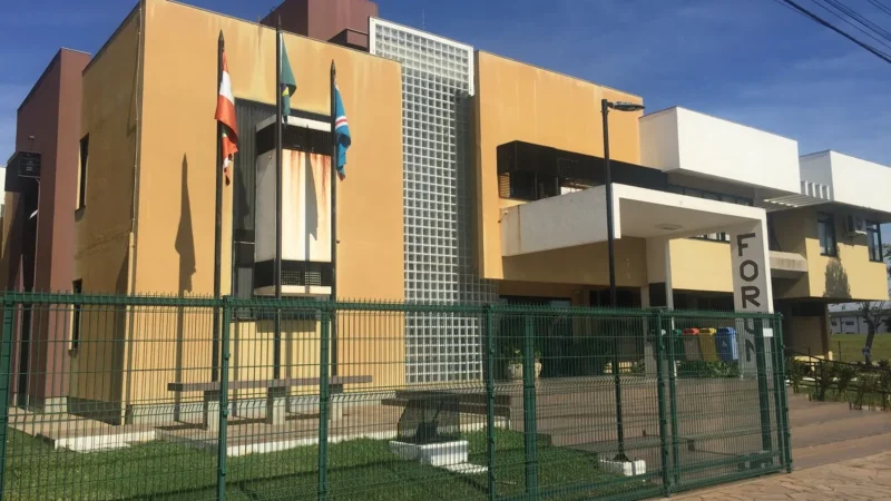 Justiça nega liminar e mantém decreto que fecha supermercados aos domingos em Içara