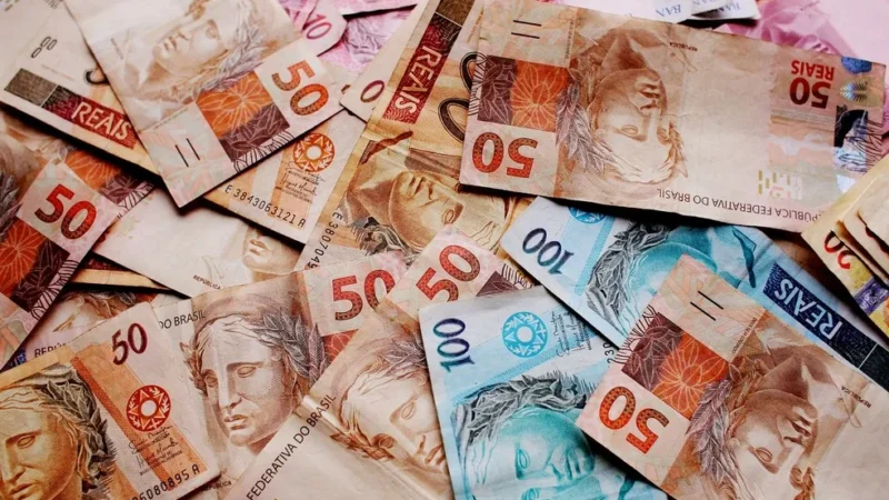 Endividamento de famílias cresce em janeiro e chega a 66,5%