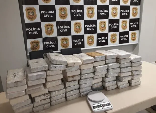 Operação da Polícia Civil apreende 71 quilos de cocaína e prende sete pessoas na Grande Florianópolis