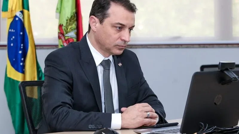 Em reunião, Moisés promete ativação de 205 leitos de UTI no Estado