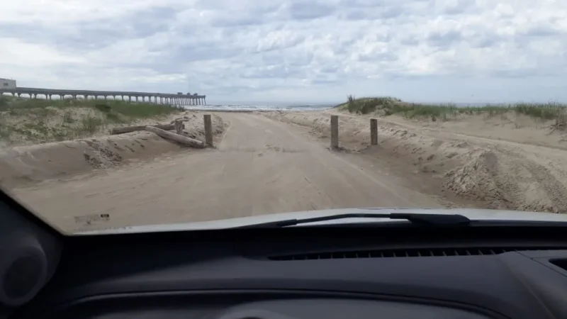 Mourões que cercavam as praias foram retirados até com uso de trator no Arroio do Silva