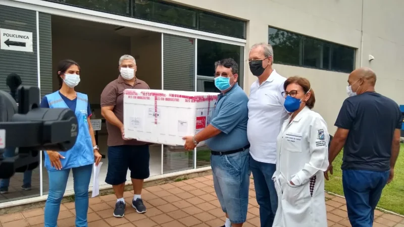Região já recebeu quase 5 mil doses de vacina contra a Covid-19; confira números por município