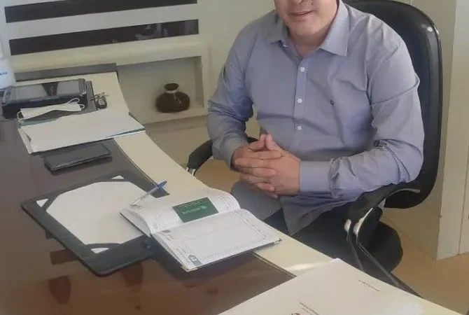 Prefeito de Ermo renuncia à presidência do CIS AMESC