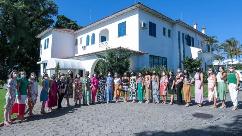 PRIMEIRA DAMA LANÇA REDE LAÇO NA CAPITAL DO ESTADO