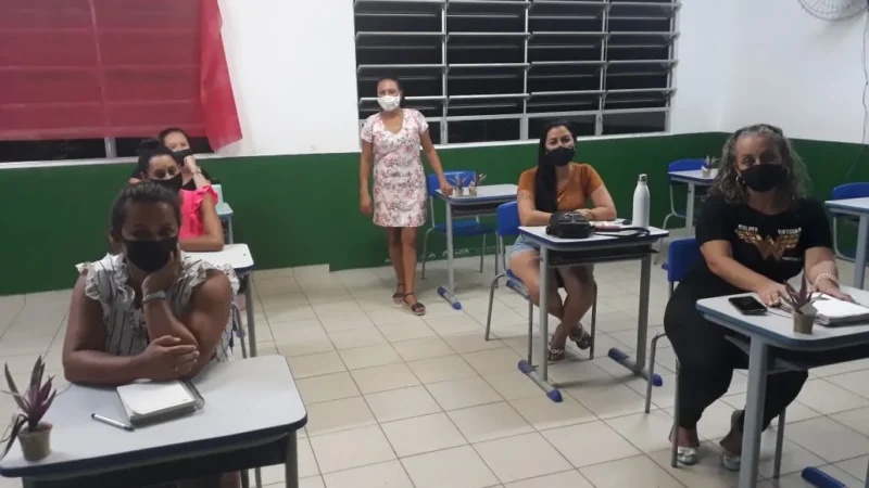 Programa capacita mais de 50 mulheres em Maracajá