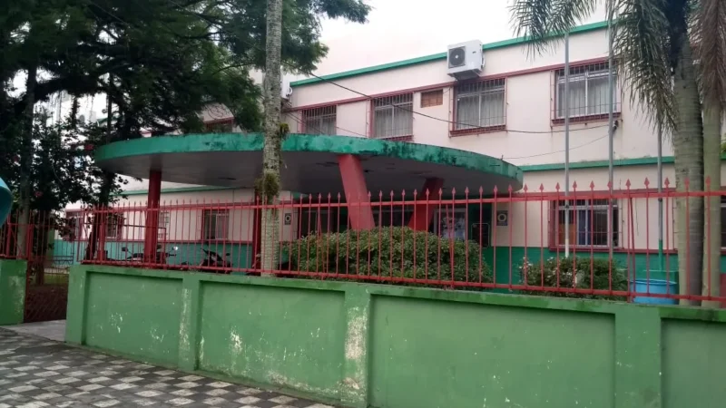 Colégio Estadual passa por reformas e regularizações