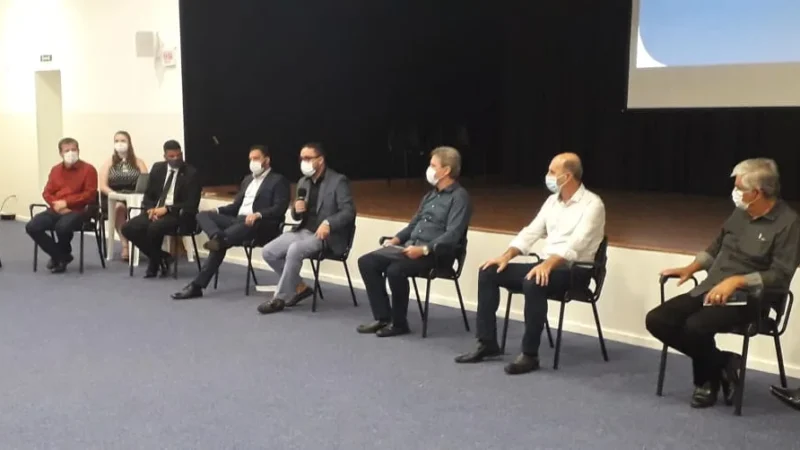 IMAS pede apoio a lideranças para atravessar a pandemia; e as obras com a digital de Niemeyer na região