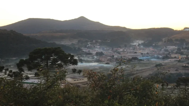 Depois do frio, quarta-feira deve ter chuva no extremo-sul catarinense
