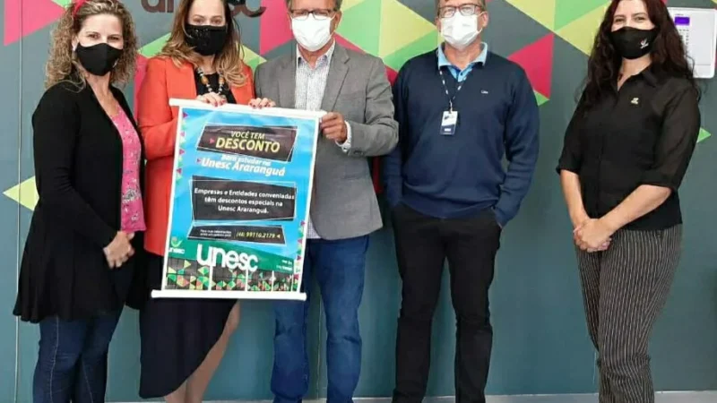 CDL firma convênio com Unesc para beneficiar associados