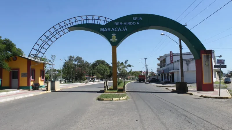 Brambila inaugura quatro ruas em Maracajá nesta sexta