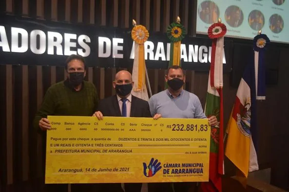 ALTERNATIVA À ROCINHA: ASFALTO ENTRE TIMBÉ E MORRO GRANDE; ECONOMIA NA CÃMARA DE ARARANGUÁ; E MAIS
