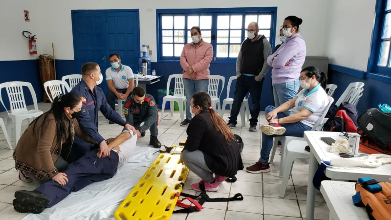 Profissionais da saúde de Arroio fazem atualização sobre primeiros socorros