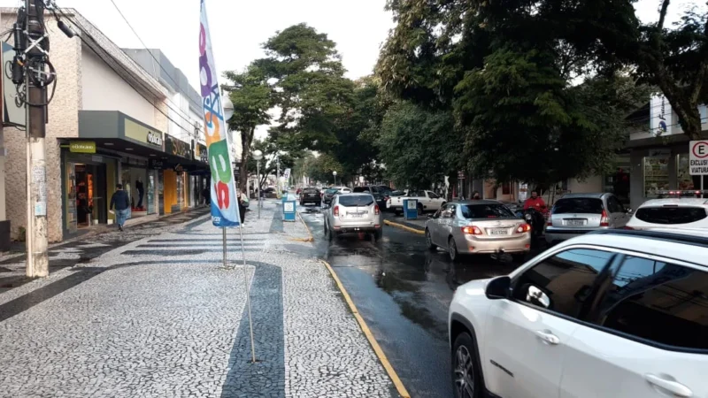 Namorados trazem boa expectativa para comércio