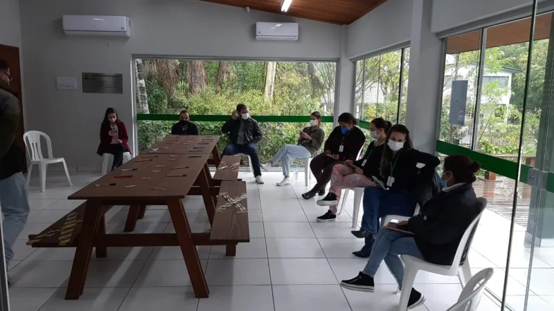 Profissionais das Clínicas Integradas participam de encontros para cuidados com a saúde
