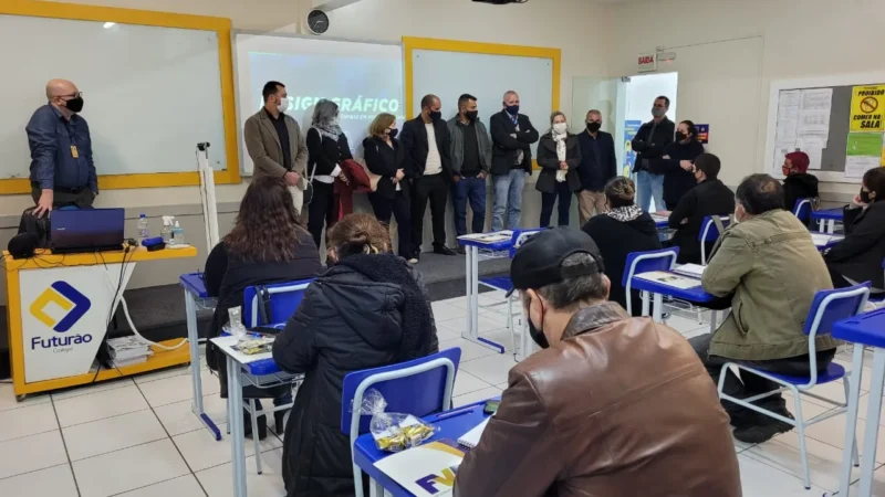 Prefeito Kekinha, secretários e vereadores visitam FVA