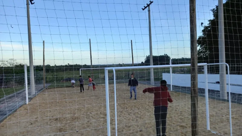 Lagoão tem quadra esportiva finalizada