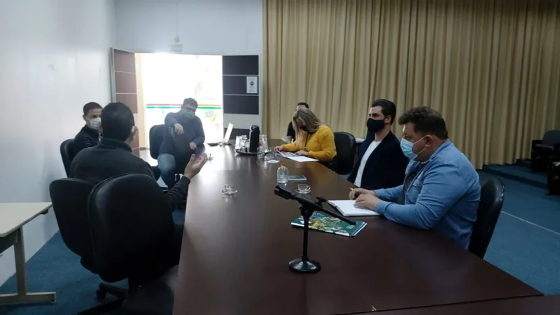 Reunião fortalece o projeto do Museu de Geociências