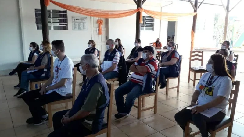 Agosto Laranja: Apae capacita agentes de saúde de Arroio do Silva