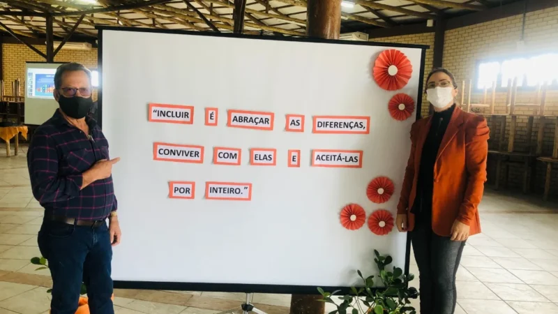 Maracajá promove capacitação sobre Autismo