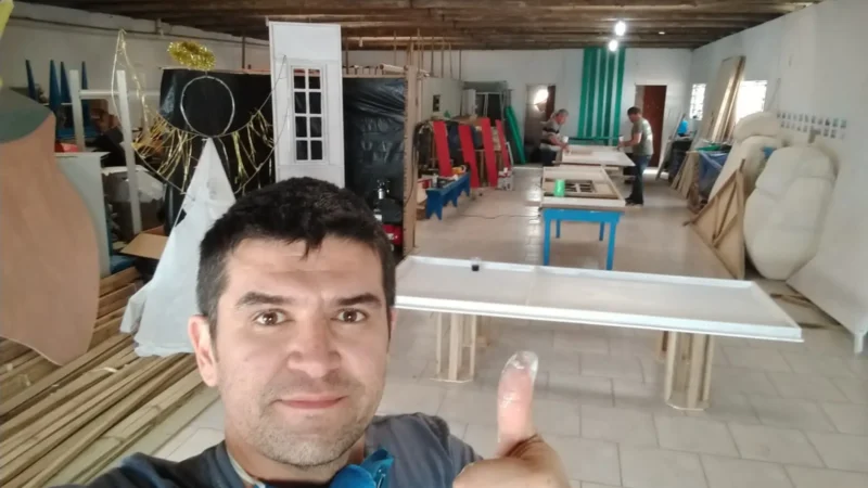 Símbolos do Natal de Gaivota começam a ser confeccionados