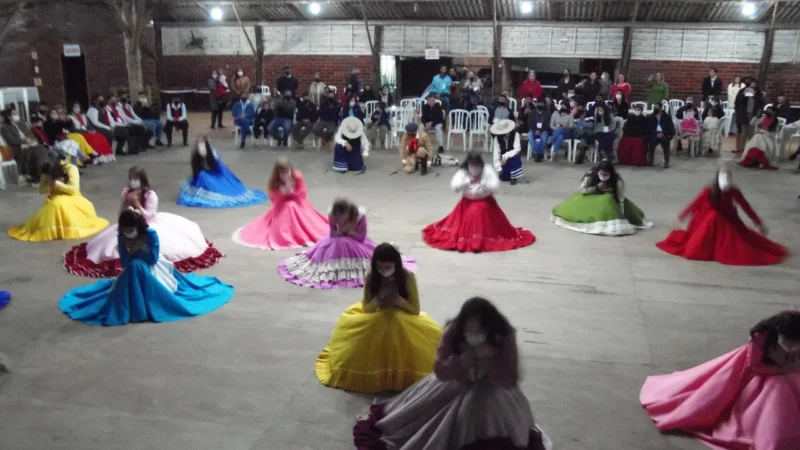 1º Encontro de Anitas reuniu tradicionalistas do RS e SC