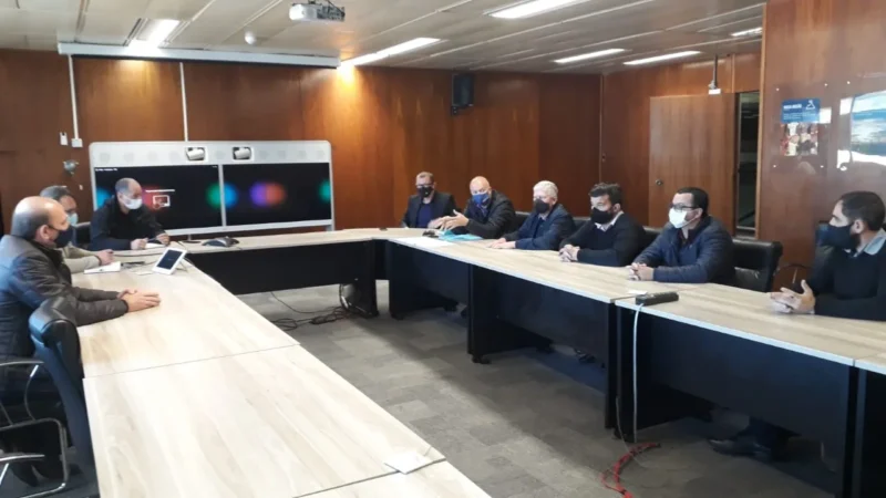 Reunião em Florianópolis debate caso da Praia do Melão