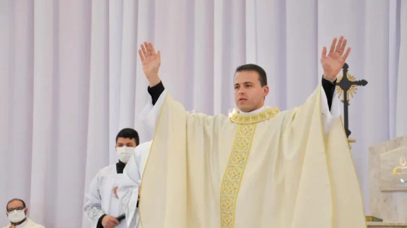 Padre Fernando é o novo sacerdote da Diocese de Criciúma