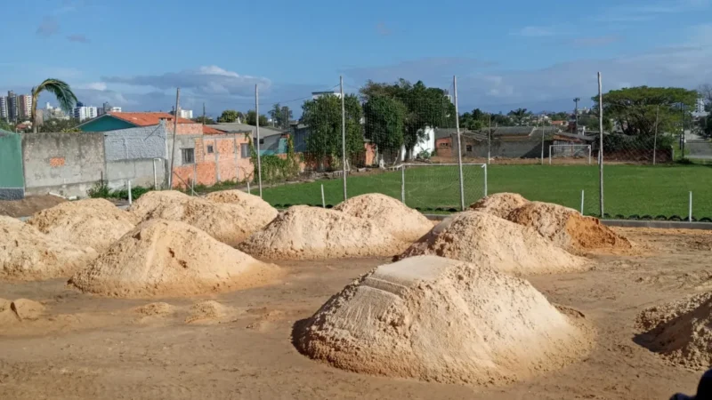 INICIADAS AS OBRAS DA PRAÇA POLISPORTIVA NA ESCOLA MUNICIPAL JOÃO MATIAS