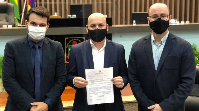 Delegado Regional da Polícia Civil, Diego de Haro, se reúne com vereadores de Araranguá e pede apoio do Legislativo