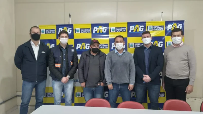 Vice-prefeito Jonatã se reúne com fiscal da ARIS e Gaivota Saneamento