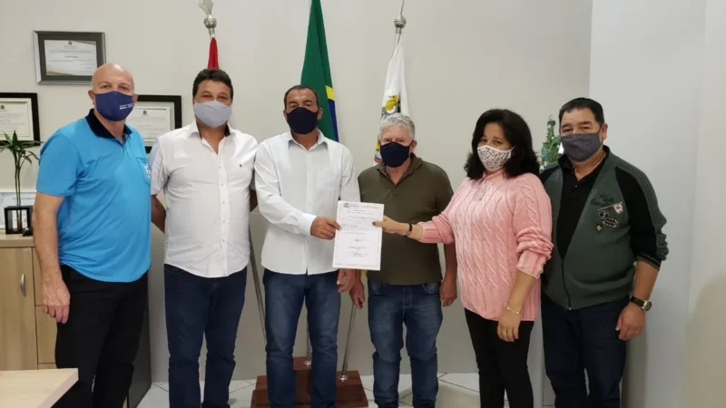 Mais uma ordem de serviço assinada e entregue