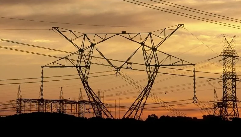 Indústria de SC pede isenção de ICMS sobre bandeira vermelha da energia elétrica