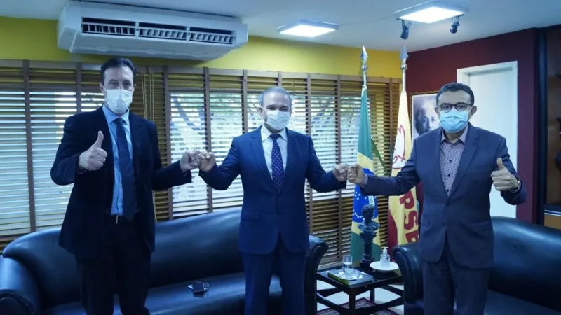 BOEIRA NO PSB EM 15 DIAS; COMITIVA DO ARROIO NO DF; MOISÉS NÃO VEM MAIS; E OUTRAS DA COLUNA