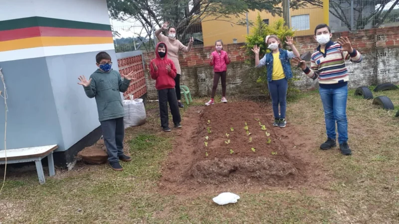 Escola cria projeto para incentivar alimentação saudável