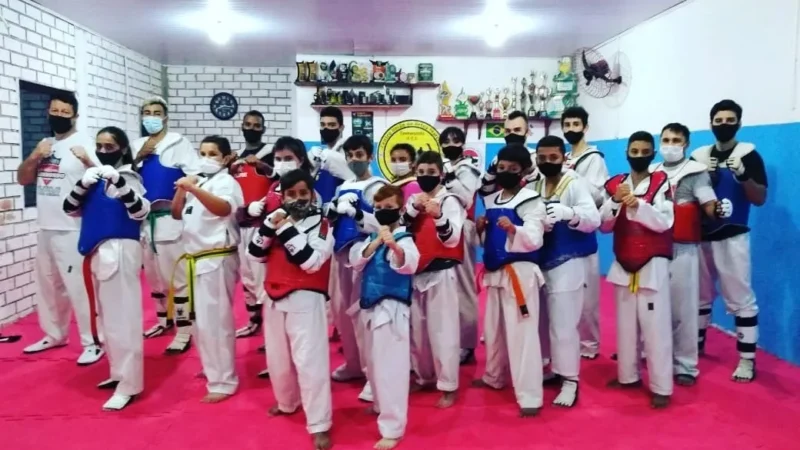 Gaivota conquista 4º lugar torneio Internacional de Taekwondo