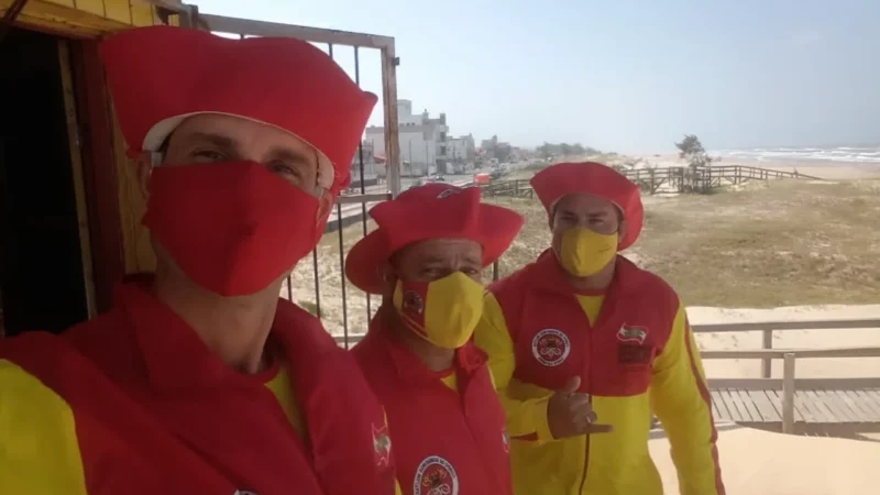 Gaivota já tem guarda-vidas na orla