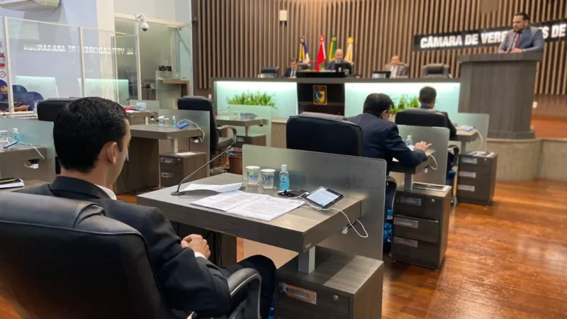 Câmara de Vereadores abre mês com aprovação de anteprojeto sobre semana da moda