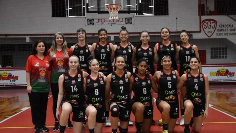 Basquete feminino do Mampituba/SATC/FME Criciúma disputa final do Catarinense Sub-19