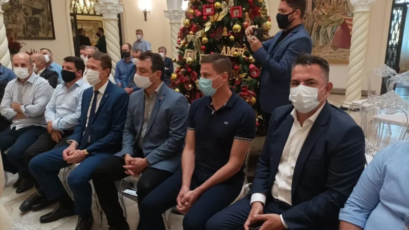 “Histórico”: entregue ordem de serviço para SC 108