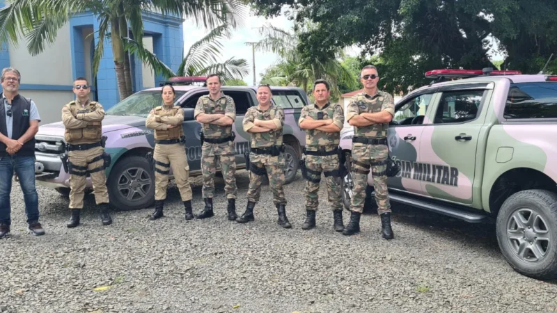 Equipes integradas fiscalizam barra do Araranguá e multam infratores