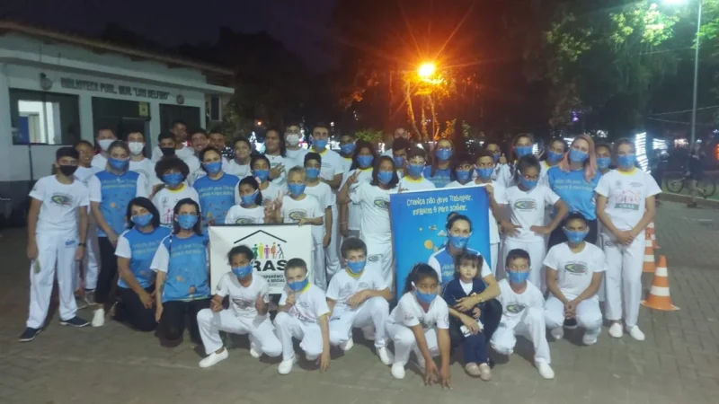 Crianças do Cras participam de roda de capoeira em Araranguá