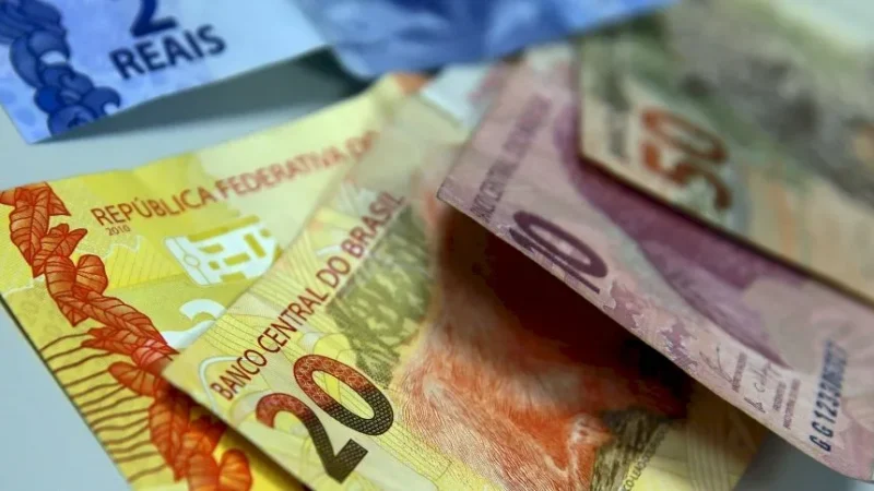 Aposentados do INSS terão reajuste de 10,16% em 2022