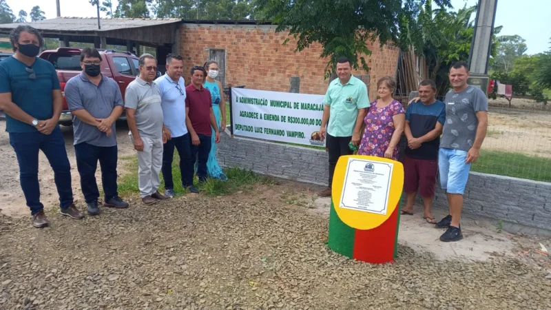 Inaugurada a pavimentação de rua no Espigão Grande