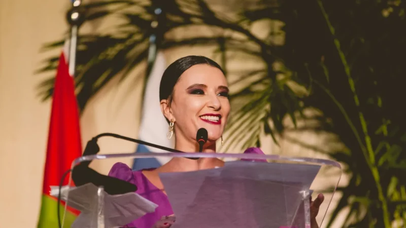 Posse na OAB/SC: Cláudia Prudêncio assume a presidência e presta homenagens a mulheres de sua história