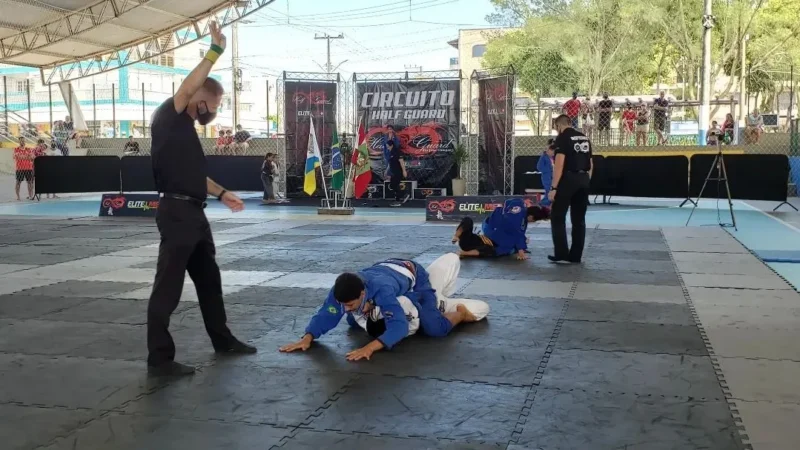 Circuito de Jiu-Jitsu reúne 250 atletas em Arroio do Silva