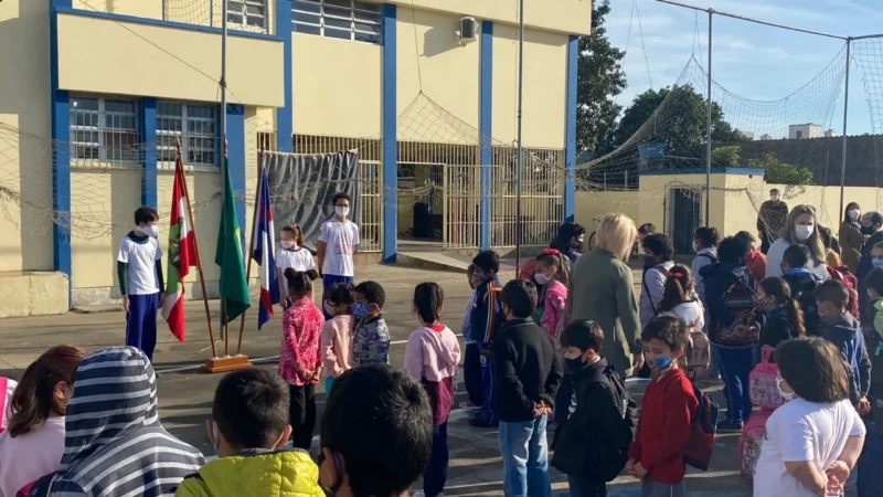 Alunos de Araranguá voltam às aulas nesta segunda-feira