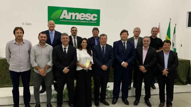 Betinho Biava é empossado como presidente da Amesc